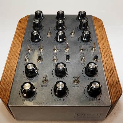 Artificial noise Lab:1 synthesizer image 2