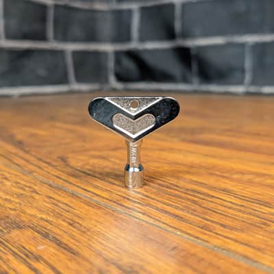 Tama 6560 Traditional Drum Key – 1983 Japan‑Made – Vintage T‑Style Drum Tuning Key – Durable Steel Construction – Smooth Tension Control image 7