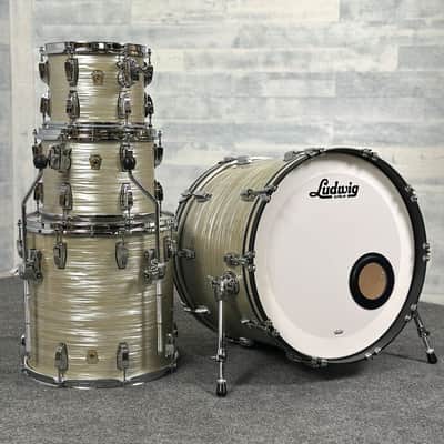 Used Ludwig Classic Maple 4pc Drum Set Olive Oyster - Very Good image 1