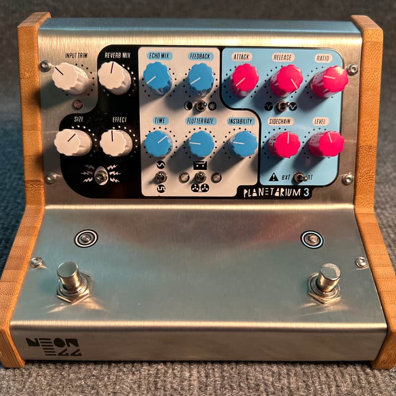 Neon Egg Planetarium V3 | Reverb UK