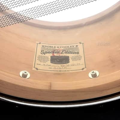 Noble & Cooley Solid Shell Classic Special Edition Pine Snare Drum 14x8 image 4
