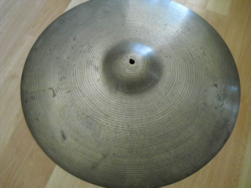 22" Vintage 70s thin stamp Avedis Zildjian Cymbal 3600g image 1