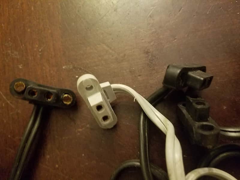 Lectroloid Phalo Bell & Howell 285 Electric Disconnect Plug Power Cord Non-polarized Rectangle 1958 - Black Or Grey image 1