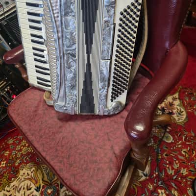 Castiglione Detriot Accordion Made In Italy 41/120 W Original Case And Straps image 7