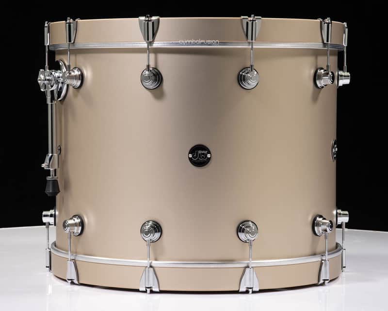DW Performance Series 18x24 Kick Drum - Gold Mist image 1