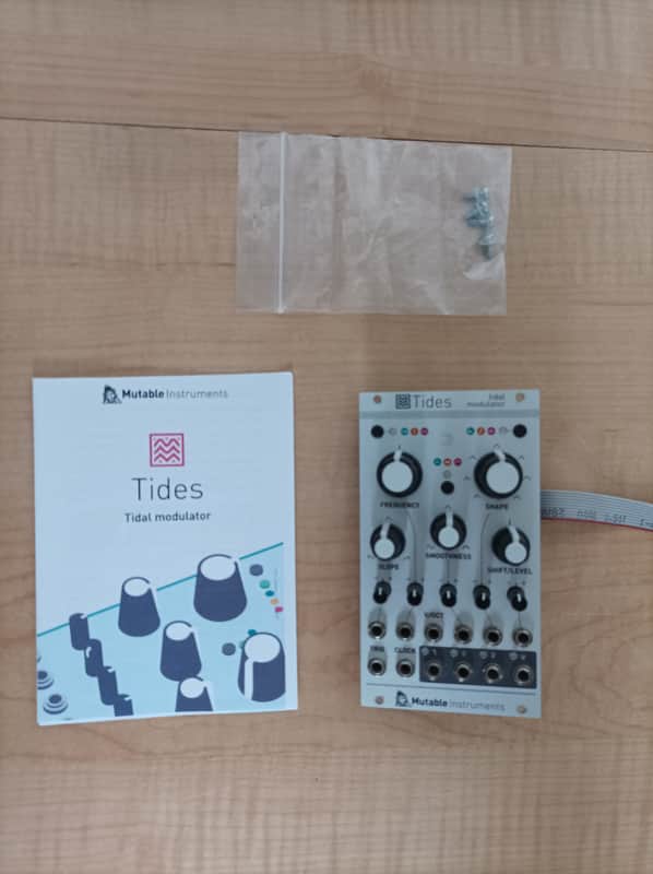 Mutable Instruments Tides V2 2018 - Silver image 1