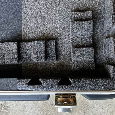 SKB 1SKB-4214W ATA 61-Note Hardshell Keyboard Case image 2