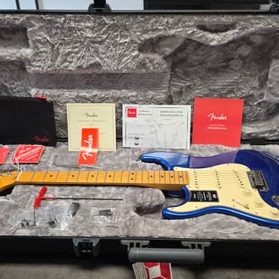 Fender American Ultra Stratocaster BRAND NEW LEFT HAND USA LH Lefty Handed SSS Strat Maple Neck Guitar image 2