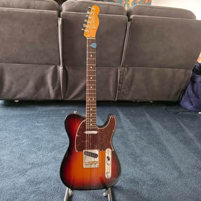 Fender American Professional II Telecaster with Rosewood Fretboard 2020 - Present - 3-Color Sunburst image 1
