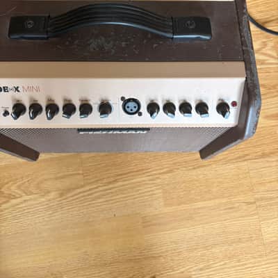 Fishman PRO-LBT-500 Loudbox Mini with Bluetooth 2-Channel 60-Watt 1x6.5" Acoustic Guitar Amp 2019 - Brown image 2