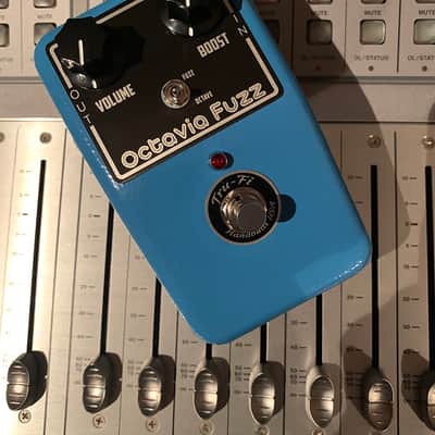 Tru-Fi Octavia Fuzz Guitar Pedal image 2