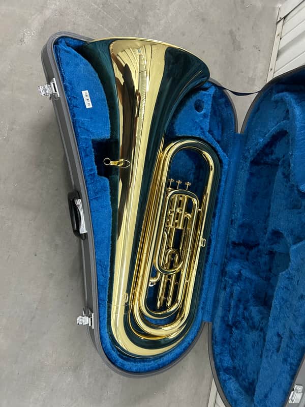 Yamaha YBB-105  3/4 tuba with case new condition ybb105 image 1