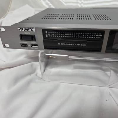 Tascam DA-3000 Recorder image 2