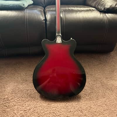 Hofner 500/6 Verythin Bass 1966 - 1968 Red Burst image 7