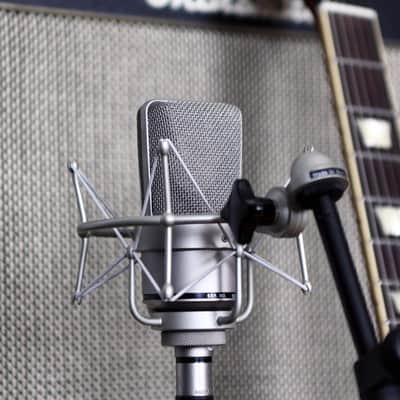 Neumann TLM 103 Large-Diaphragm Cardioid Condenser Studio Microphone with EA 4 Elastic Suspension Shock Mount image 7