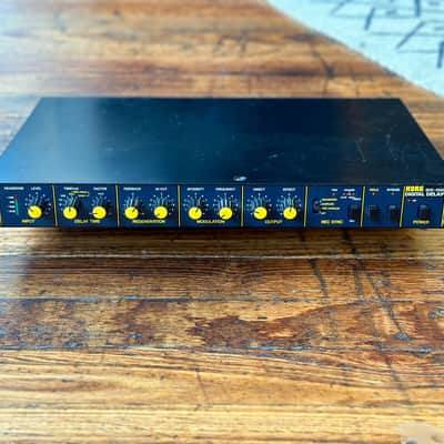 KORG SDD-1000 Digital Delay / Sampler | Reverb