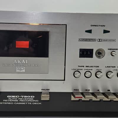 Akai GXC-730D 1976-1979 - Wood case silver face image 2