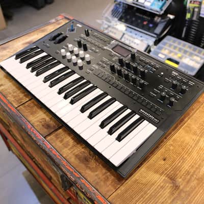 Korg Wavestate MkII 37-Key Wave Sequencing Synthesizer 2023 - Present - Black image 2