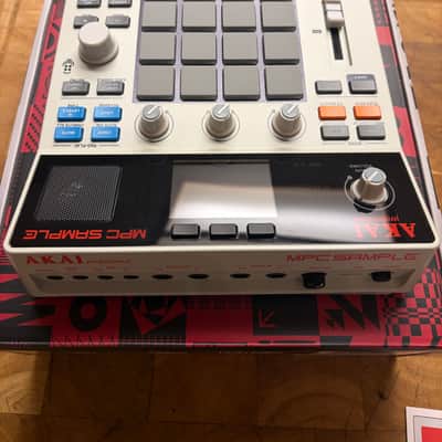 Akai MPC Sample 2025 - present - Gray - MINT image 7