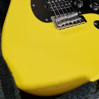 Fender Stratocaster 2005 Graffiti Yellow HSS Limited Special Edition 1 of 100 Fat Strat FSR electric guitar image 10