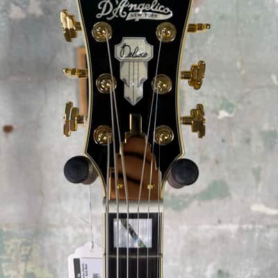 D'Angelico D'angelico Deluxe Atlantic Baritone 2021 - Present - Solid Black image 8