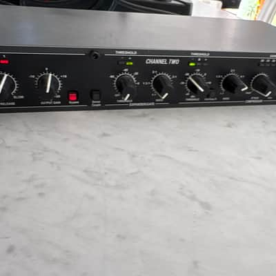 dbx 266XL Stereo Compressor / Limiter 2010s - Black image 5