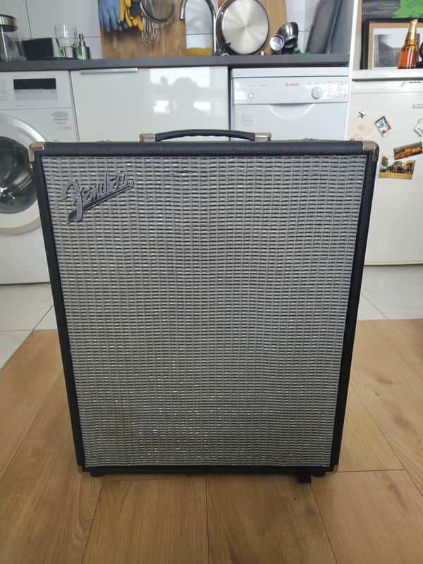 Fender Rumble 200 V3 200-Watt 1x15" Bass Combo 2015 - Present - Black Bild 1