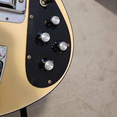 Rickenbacker 4001 Bass image 11