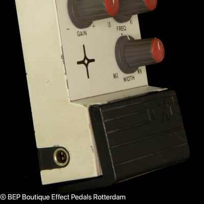 NEXT PQ-400 Parametric EQ mid 80's s/n 225516 Japan image 2