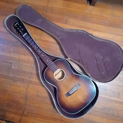 Kamico 14 Fret Parlor guitar 1950s Tobacco burst With Chipboard Case RARE image 1