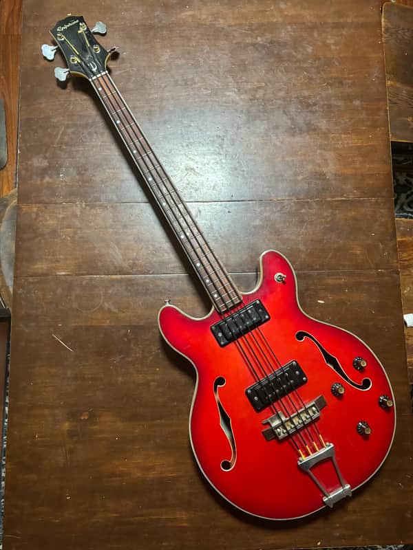 Epiphone EA-260