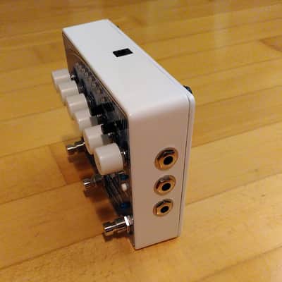 Electro-Harmonix Super Pulsar Stereo Tap Tremolo 2015 - Present - Blue image 4