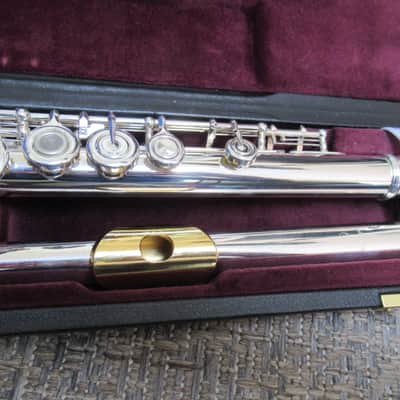 Yamaha YFL 372 Allegro Series Flute - Beautiful Condition image 4