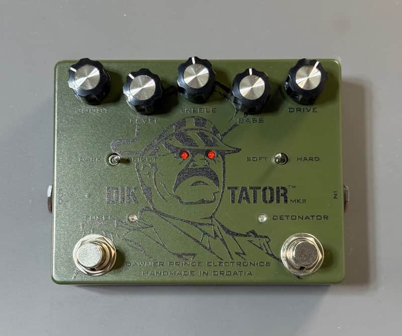 Dawner Prince Diktator MKII 2023 - Present - Green image 1