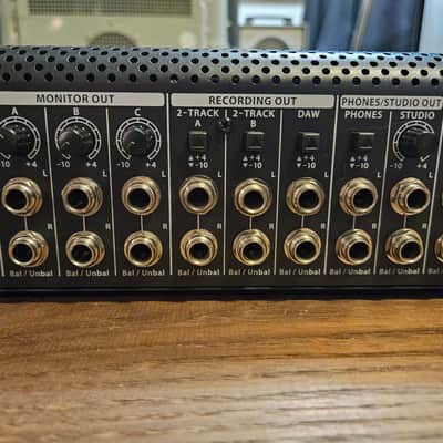 Behringer Xenyx CONTROL2USB Studio Monitor Controller 2012 - Present - Black image 7