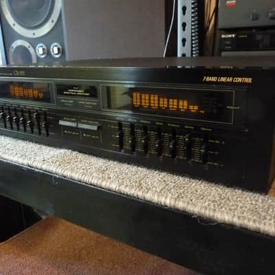 Pioneer GR-555 Graphic Equalizer - Dual Channel Frequency Response Display - Very Good Condition image 10