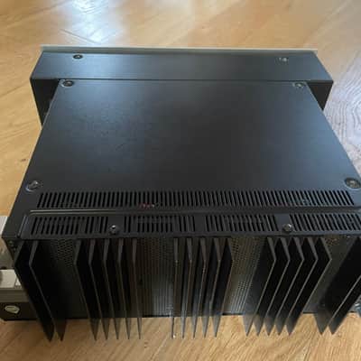 Pioneer SA-9500 80-Watt Stereo Solid-State Integrated Amplifier 1975 - 1979 - Silver image 4