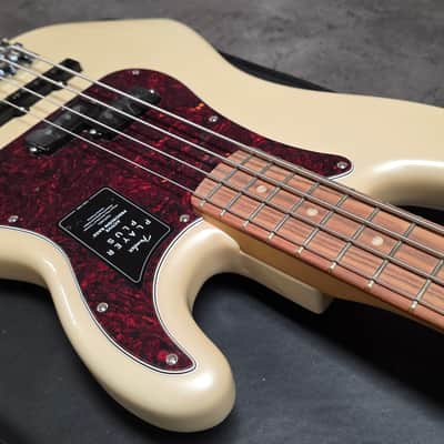 Fender Player Plus Precision PJ Bass BRAND NEW 4-String Active EQ Preamp Precision Jazz PJ Professional Pro Bass Guitar Noiseless Pickups Olympic Pearl White image 16