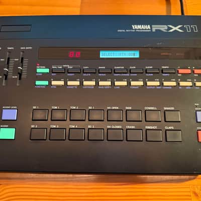 Yamaha RX11 Digital Rhythm Programmer 1984 - Black