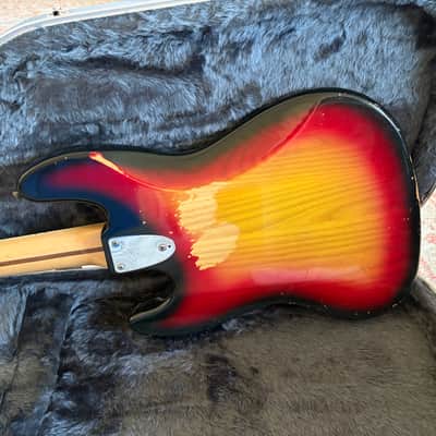 Fender Jazz Bass 3-Bolt with Maple Fretboard 1977 - 1978 - Cherry Sunburst image 8