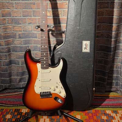 Fender 1994 Strat Plus Rosewood Fretboard 3-Color Sunburst w/ OHSC, Lace Sensor Neck & Middle Pickups, SD Single Coil-Sized Bridge Humbucker & Piezo Pickup System image 1