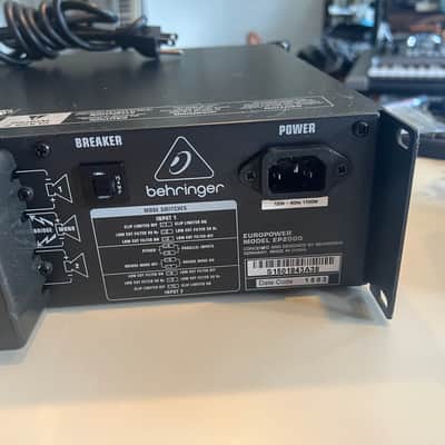 Behringer Europower EP2000 2000-Watt Stereo Power Amp with IEC power cable & rack mount bolts/washers image 8