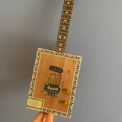 Taconic #208 4 String Electric Cigar Box Concert Ukulele - Arturo Fuente Curly Head - Video image 15