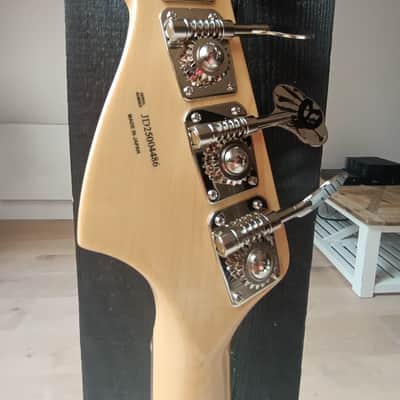 Fender Jazz bass traditional 60's competition sunburst 2025 - Competition Sunburst image 3