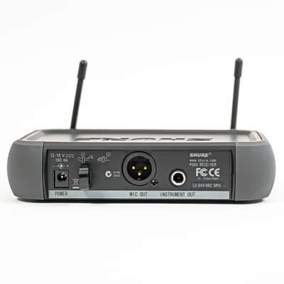 Shure PGX4 with PGX2 Beta 58A 644-622 Wireless Microphone System w