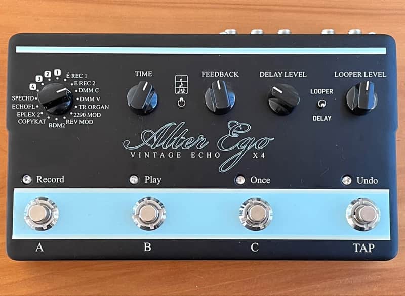 tc electronic ヴィンテージ エコー ALTER EGO X4 TC Electronic Alter Ego X4 Vintage Delay and Looper Pedal | Sweetwater
