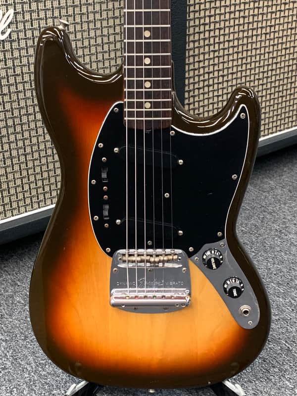 【Itami】fender USA mustang 1978 Itami】fender USA mustang 1978 1978 Fender Mustang DEMO - YouTube