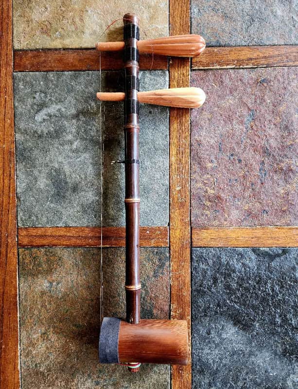 Hao Yue erhu Chinese folk instrument - natural image 1