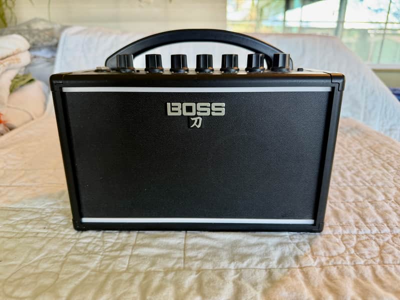 Boss Katana Mini 7-Watt Portable Guitar Amplifier 2020 image 1