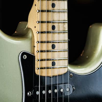 1979 Fender 25th Anniversary Stratocaster silver metallic image 6